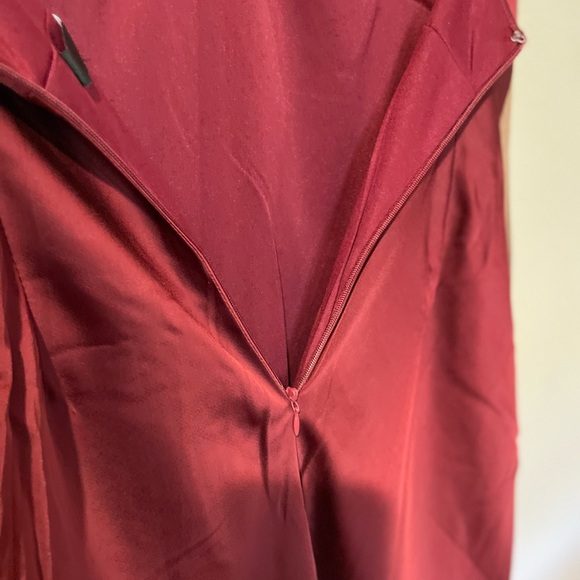 Lulu’s burgundy dress, brand new never worn. - Picture 7 of 7
